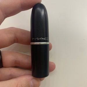 MAC lipstick - modesty